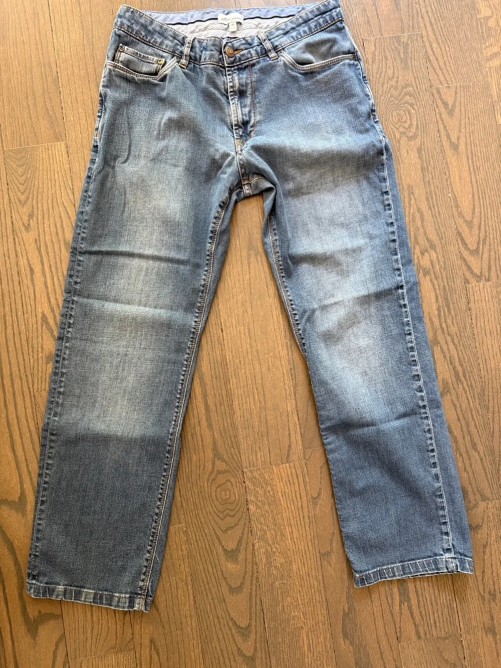 Peter Millar Crown Crafted Men's 32 Waist Med. Blue Relaxed Fit Jeans 27” Inseam